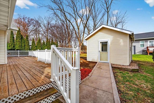 1132 Hamilton Street, Stoughton, WI 53589