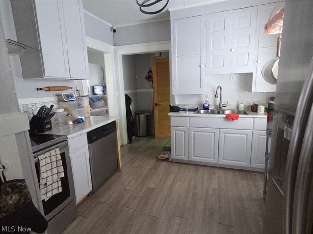 7808 Connecticut Avenue, Cleveland, OH 44105