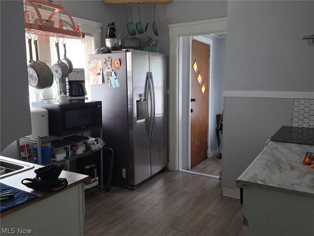 7808 Connecticut Avenue, Cleveland, OH 44105