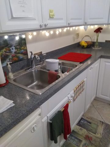 200 Stratford O, West Palm Beach, FL 33417