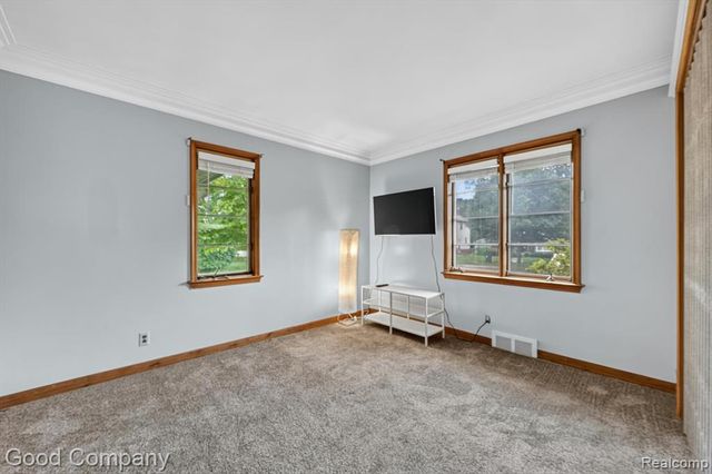 1609 W 12 Mile Road, Royal Oak, MI 48073
