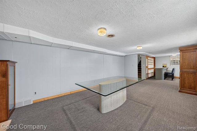 1609 W 12 Mile Road, Royal Oak, MI 48073