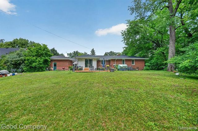 1609 W 12 Mile Road, Royal Oak, MI 48073