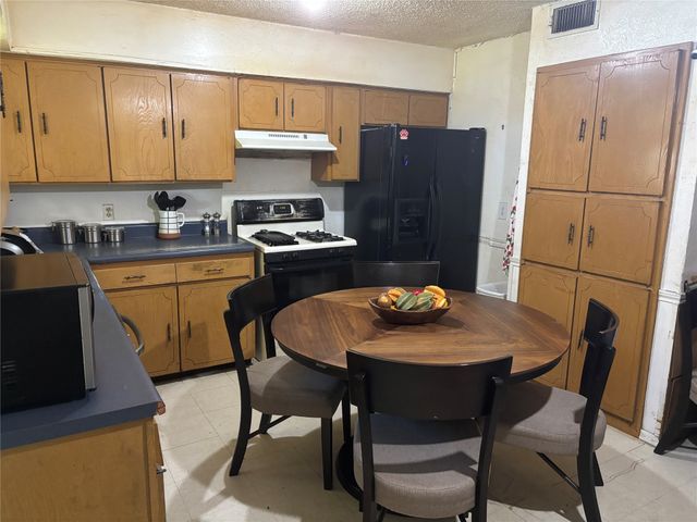 3338 Ingersoll Street, Dallas, TX 75212