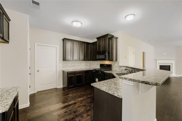 3080 Rivera Court, Fairburn, GA 30213