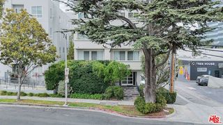 1182 Wellesley Avenue 401, Los Angeles, CA 90049