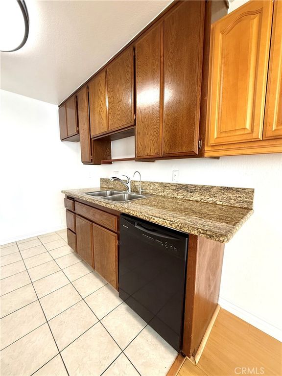 Image 4 of property listing at 23605 Golden Springs J12, Diamond Bar, CA 91765
