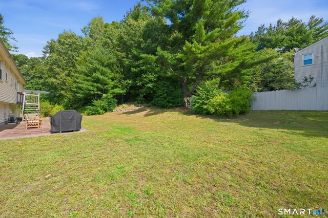 50 Hollow Brook Road, Windsor, CT 06095