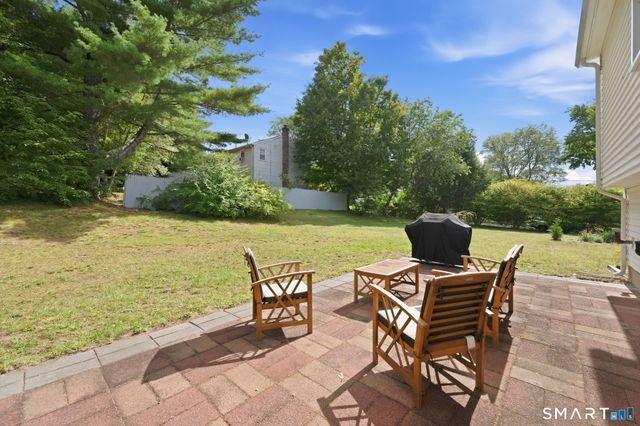 50 Hollow Brook Road, Windsor, CT 06095
