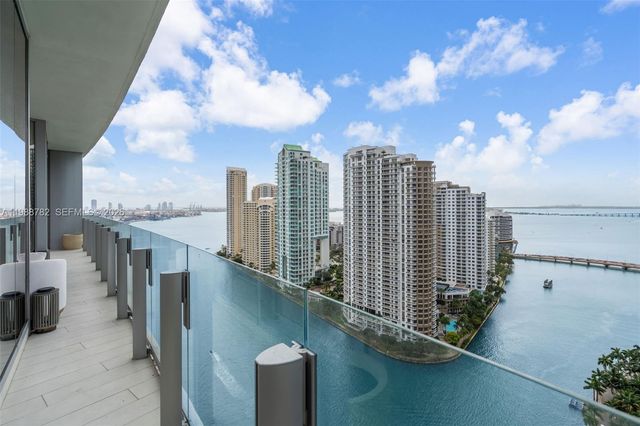 300 Biscayne Boulevard Way 2605W, Miami, FL 33131