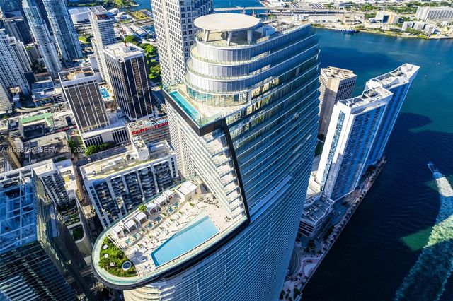 300 Biscayne Boulevard Way 2605W, Miami, FL 33131