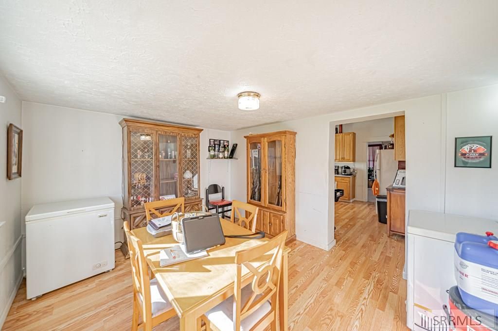 Image 16 of property listing at 2406 N Ammon Road, Idaho Falls, ID 83401