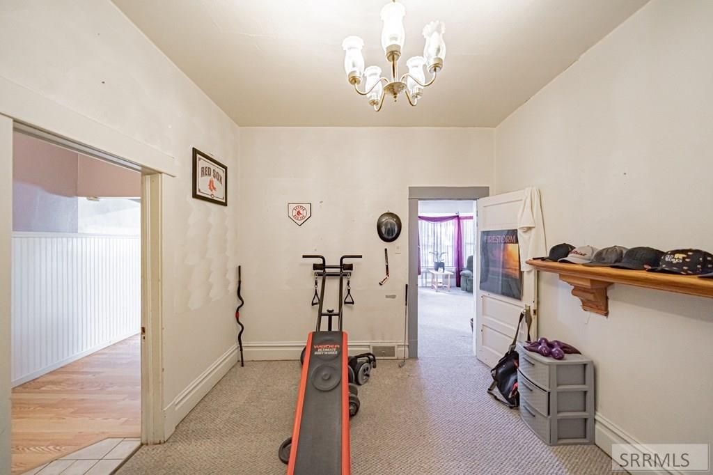 Image 21 of property listing at 2406 N Ammon Road, Idaho Falls, ID 83401