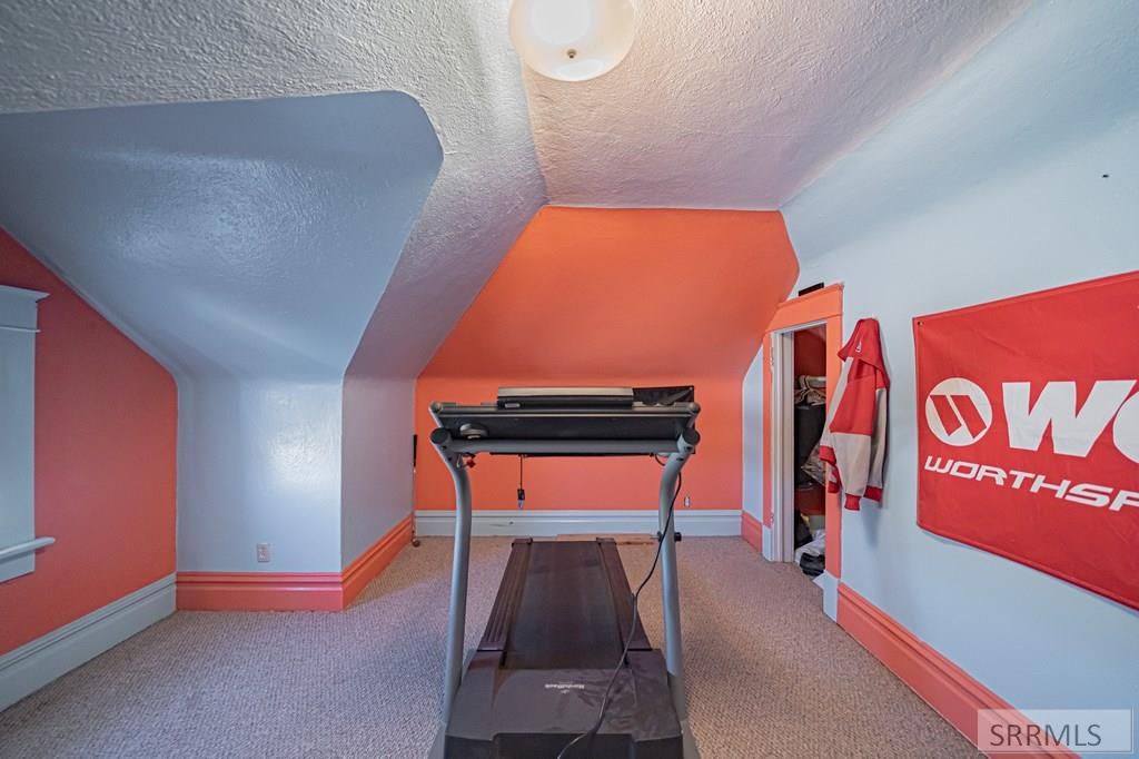 Image 31 of property listing at 2406 N Ammon Road, Idaho Falls, ID 83401