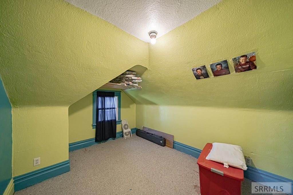 Image 33 of property listing at 2406 N Ammon Road, Idaho Falls, ID 83401