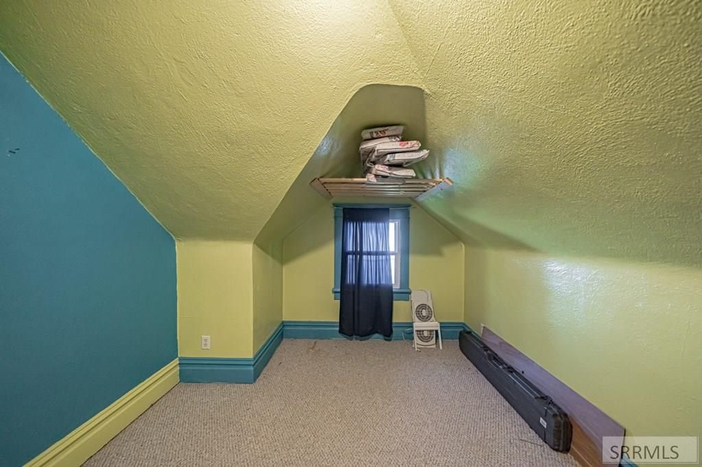 Image 34 of property listing at 2406 N Ammon Road, Idaho Falls, ID 83401