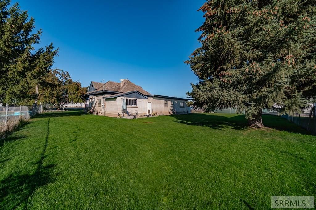 Image 44 of property listing at 2406 N Ammon Road, Idaho Falls, ID 83401