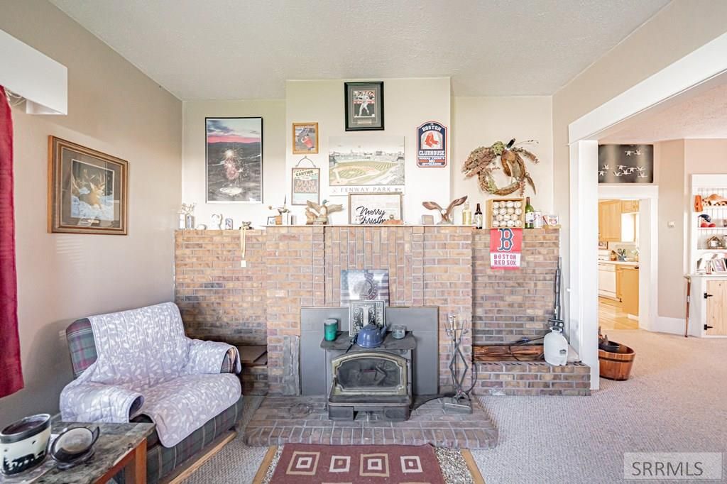 Image 9 of property listing at 2406 N Ammon Road, Idaho Falls, ID 83401