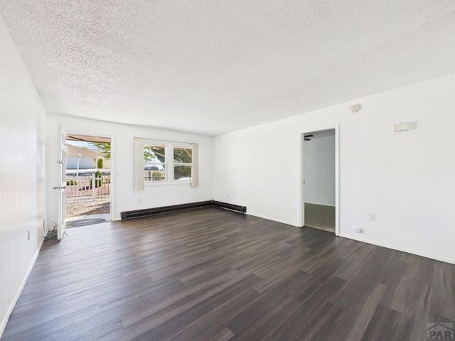 959-961 S Honeysuckle Dr, Pueblo West, CO 81007