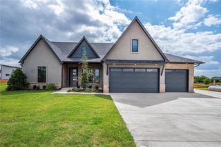 11481 Skyline View, Guthrie, OK 73044