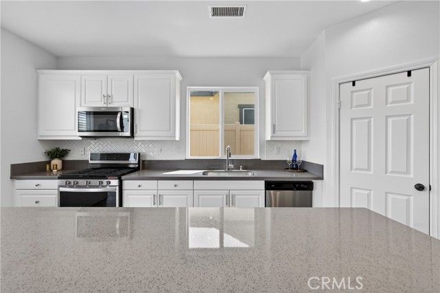 3180 Stargazer St, Hemet, CA 92543