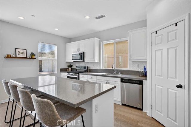 3180 Stargazer St, Hemet, CA 92543