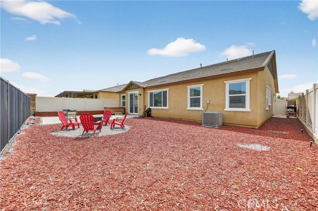 3180 Stargazer St, Hemet, CA 92543