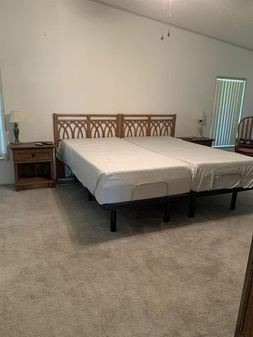 9 Universidad Lane, Port St. Lucie, FL 34952