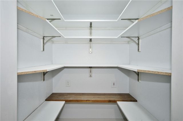 3238 Overlook Drive, Liberty Boro, PA 15133