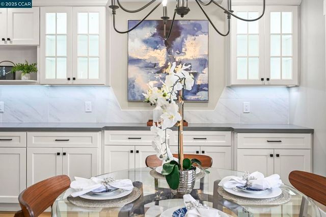 1131 Oakmont Drive 6, Walnut Creek, CA 94595