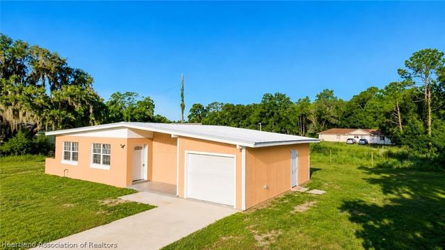 3205 Jacklin Avenue, Sebring, FL 33875