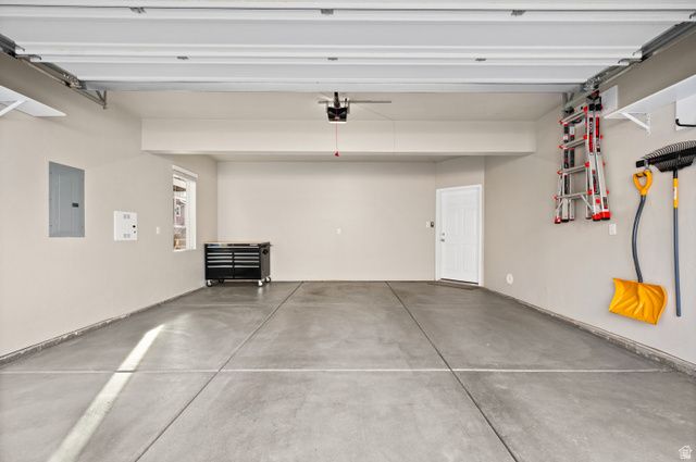 857 W SHELTON WAY, Midvale, UT 84047