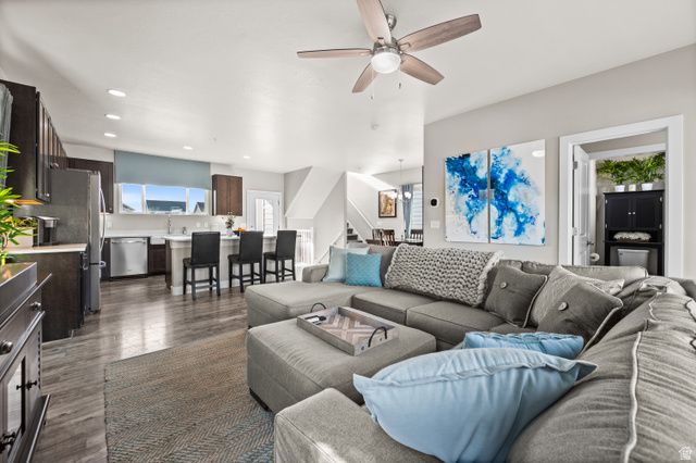 857 W SHELTON WAY, Midvale, UT 84047