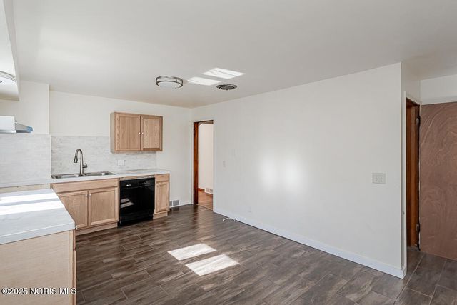 3610 Dean Avenue, Toledo, OH 43608