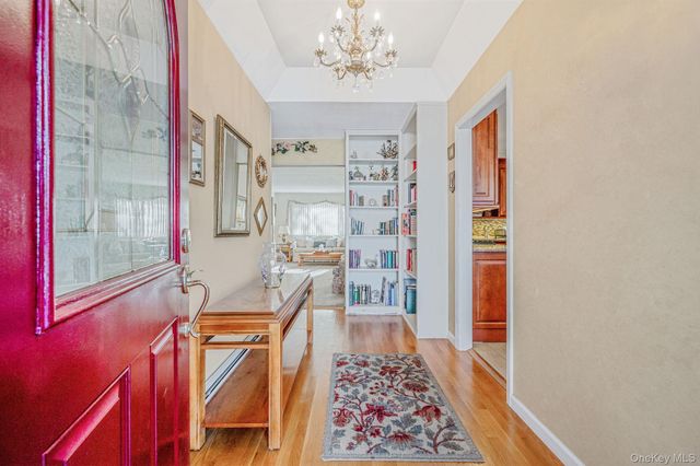 2 Greenpine Court, Dix Hills, NY 11746