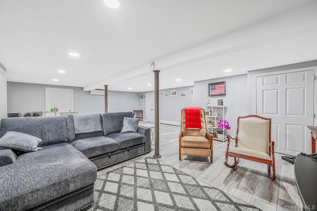 2 Greenpine Court, Dix Hills, NY 11746