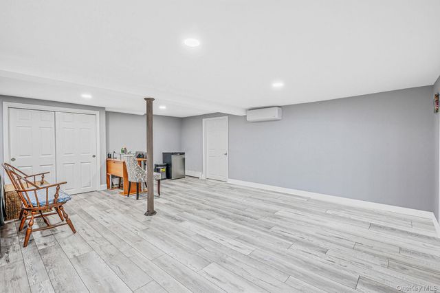 2 Greenpine Court, Dix Hills, NY 11746