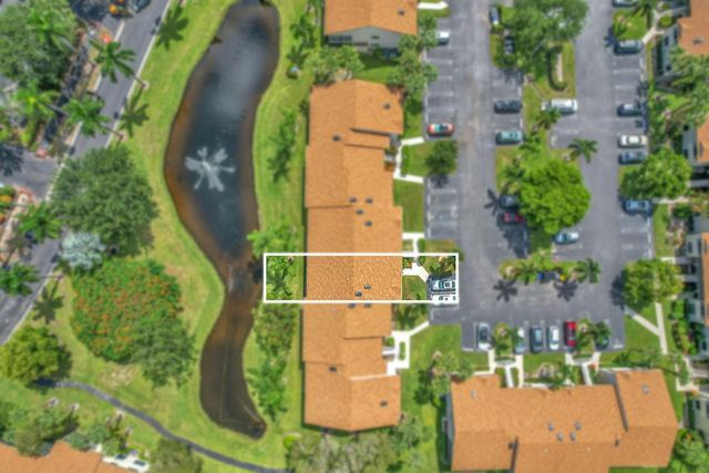 3318 Lucerne Park Drive, Greenacres, FL 33467