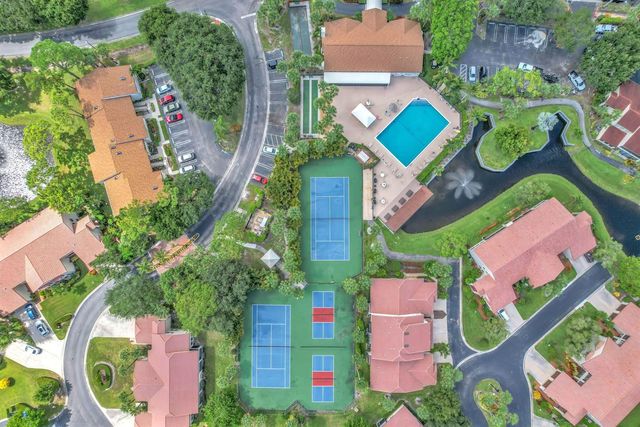 3318 Lucerne Park Drive, Greenacres, FL 33467