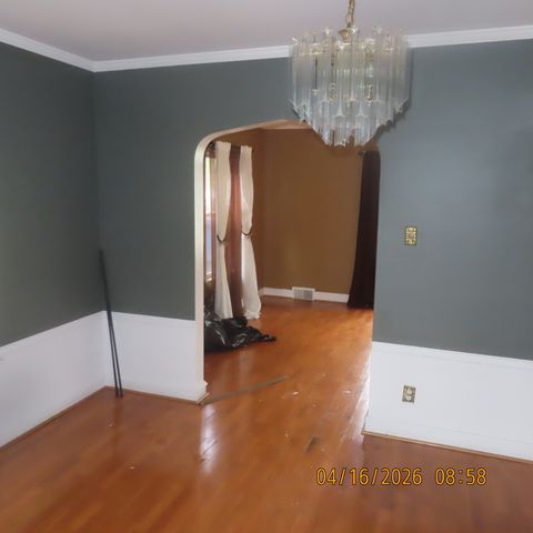 1929 S 7th Avenue, Maywood, IL 60153