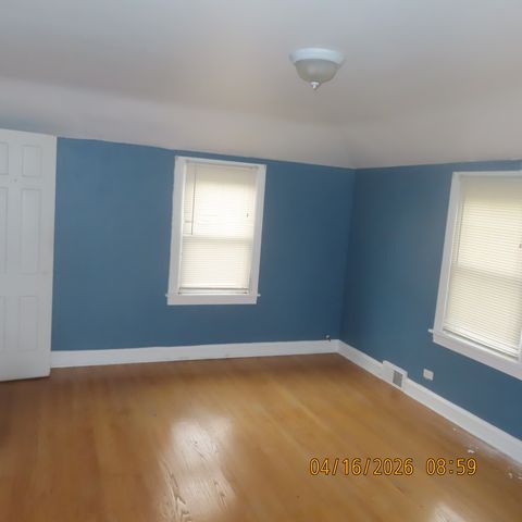 1929 S 7th Avenue, Maywood, IL 60153