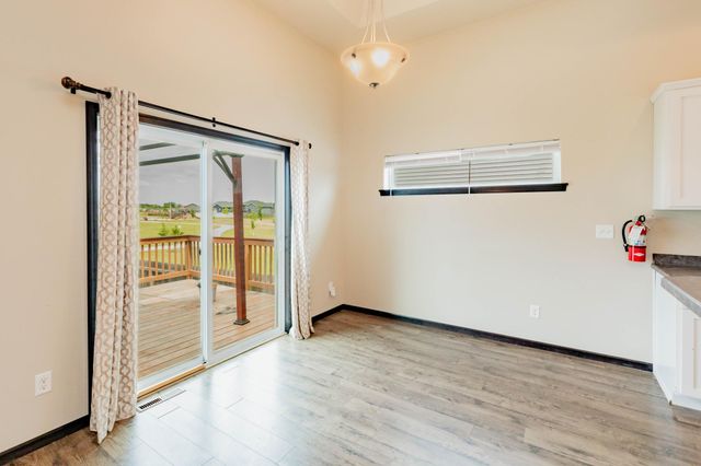 3034 38th Avenue S, Moorhead, MN 56560