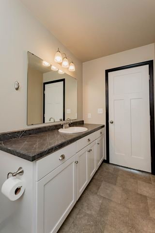 3034 38th Avenue S, Moorhead, MN 56560