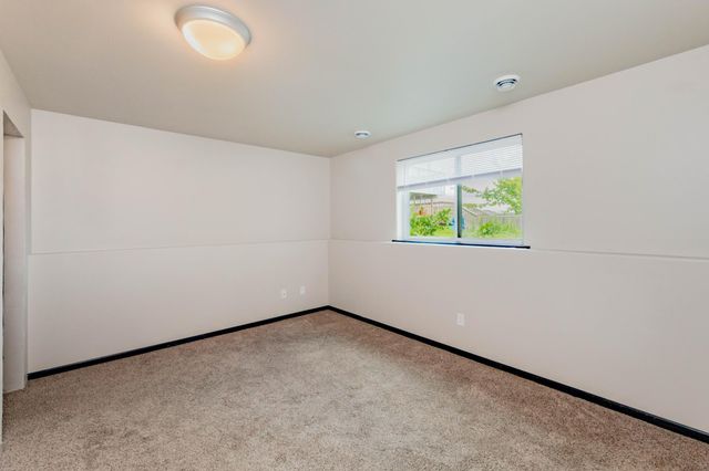 3034 38th Avenue S, Moorhead, MN 56560