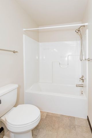 3034 38th Avenue S, Moorhead, MN 56560