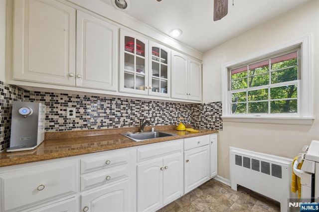 779 Newcomb Road, Ridgewood, NJ 07450