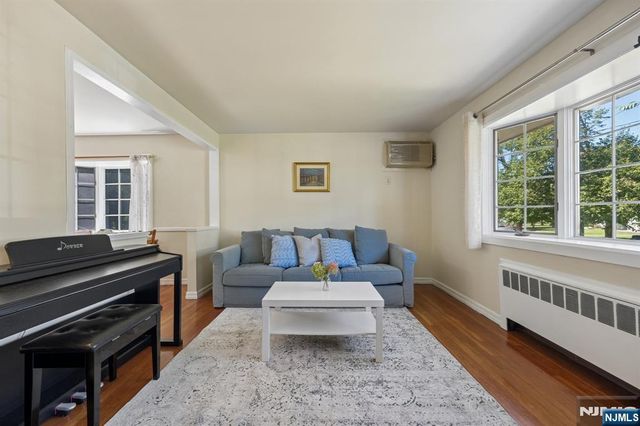 779 Newcomb Road, Ridgewood, NJ 07450