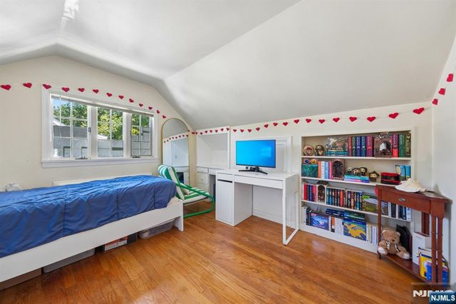 779 Newcomb Road, Ridgewood, NJ 07450