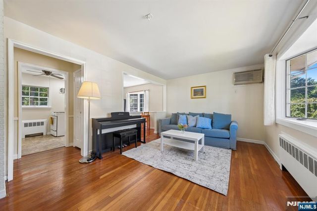 779 Newcomb Road, Ridgewood, NJ 07450