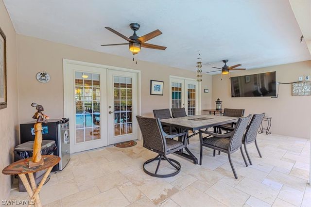 219 Cypress WAY W, Naples, FL 34110